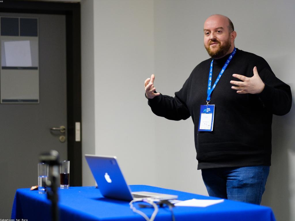 សារៈសំខាន់នៃការប្រកួតក្នុងការបង្កើតចំនេះដឹងថ្មី